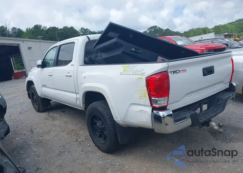 2017 Toyota Tacoma Sr5 V6 z USA, uszkodzony, nr VIN 5TFAZ5CNXHX041673